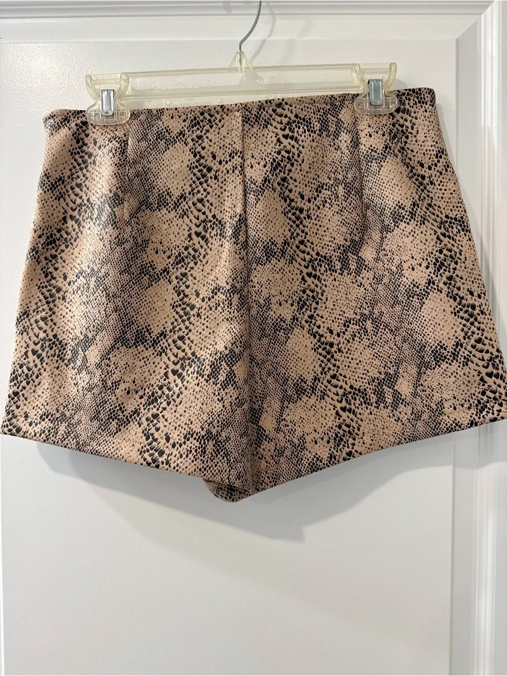 She + Sky Snake-Print High Waist Shorts - Tan/Black